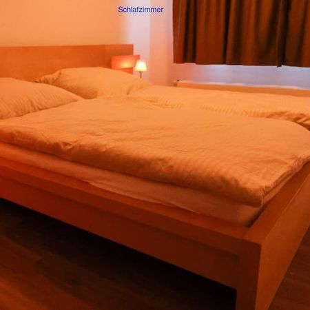 Freundliche Wohnung Mit Parkplatz Und Terrasse Neubrandenburg Exterior foto